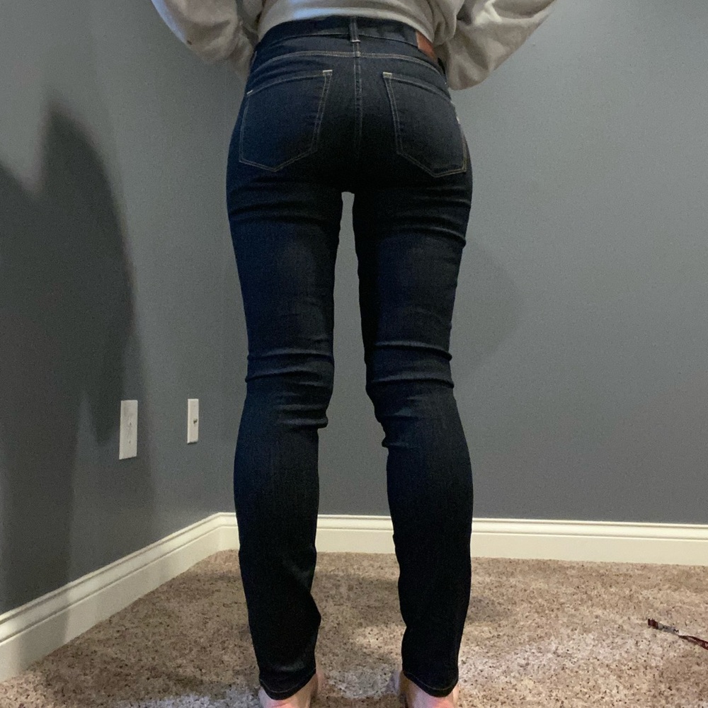 Express Jeans - Picture 2 of 6